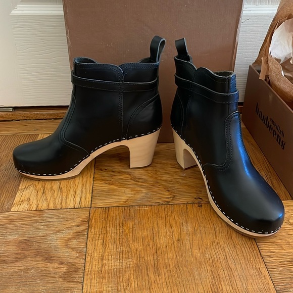 Swedish Hasbeens high heeled jodphur. Black with natural wood heel. Size 40. - Picture 1 of 6